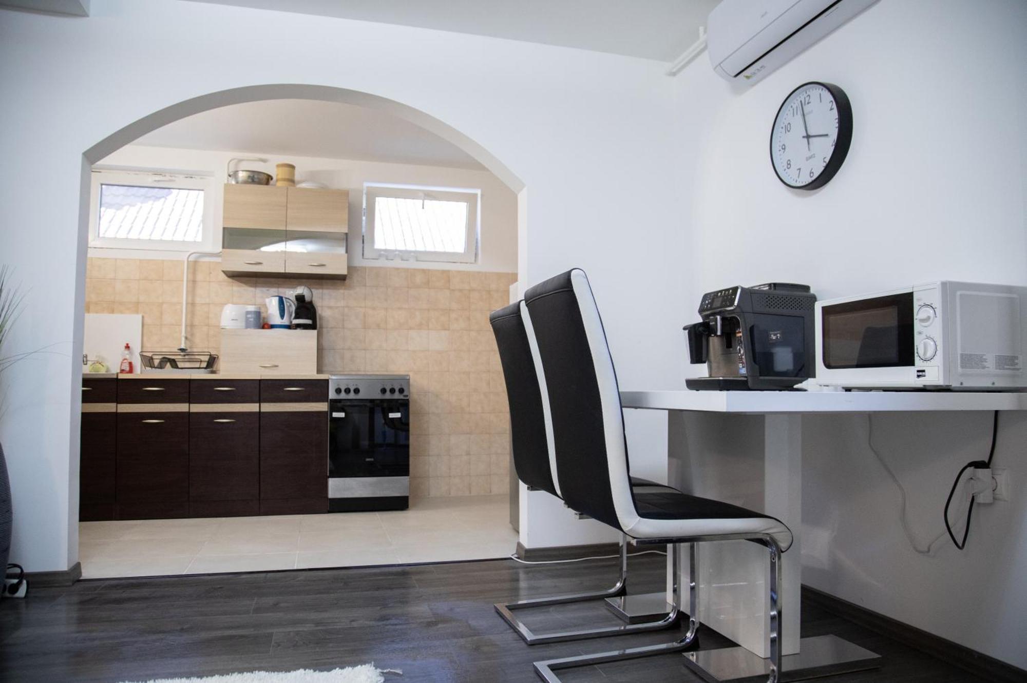 Nyuszis Apartman 基什孔毛伊绍 外观 照片