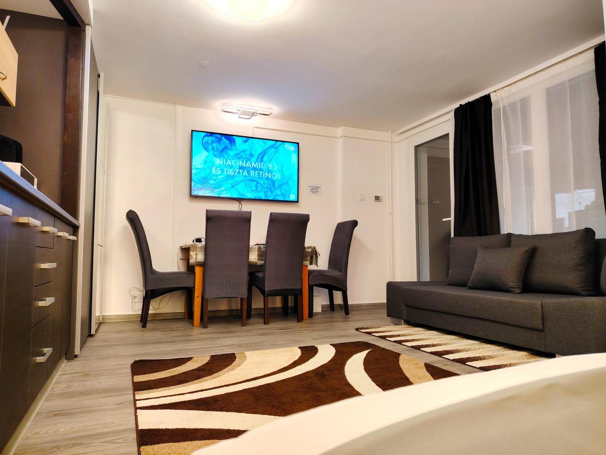 Nyuszis Apartman 基什孔毛伊绍 外观 照片